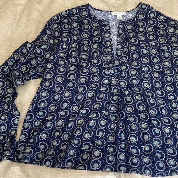 Treasure & Bond NWOT Long Sleeve Blouse with Split Neck in Navy. Size XL (16). - Picture 1 of 7